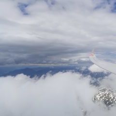 Flugwegposition um 12:53:04: Aufgenommen in der Nähe von Gemeinde Ellbögen, Österreich in 3333 Meter